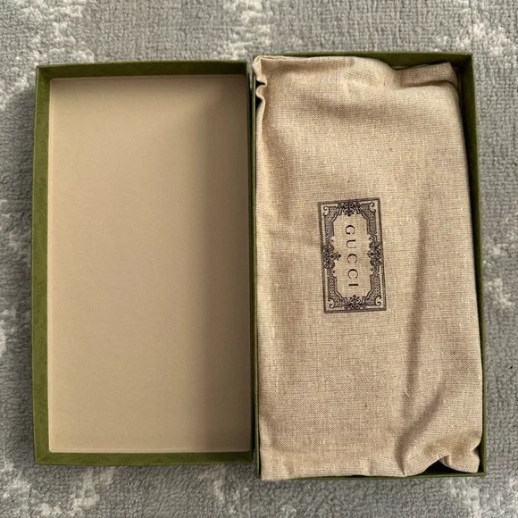 Authentic Gucci Marmont Zip Around Wallet, Black with Gold Hardware, NEW - Picture 3 of 11